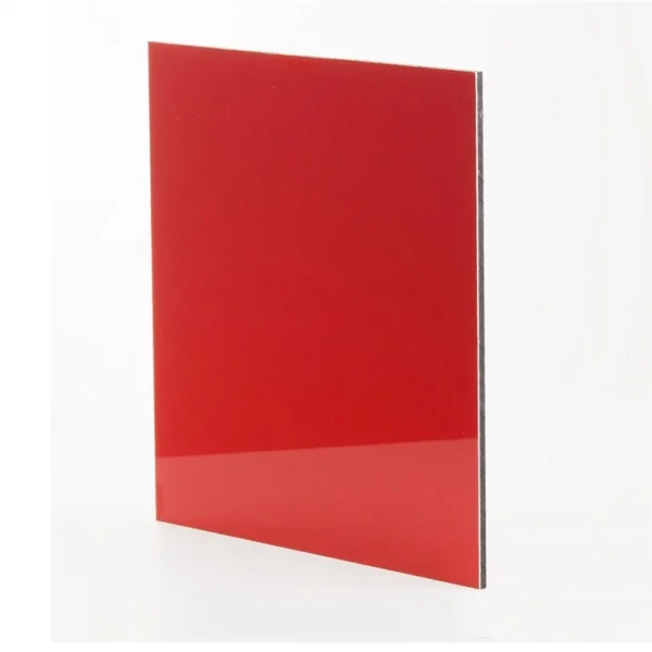 ACM plus rojo brillante
